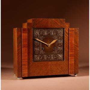 Amsterdam School Art Nouveau/art Deco Oak And Rosewood Very Stylish Mantel Clock.