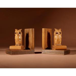 Black Forest Amusing Pair Of Owl Carved Bookends Circa 1900-20.
