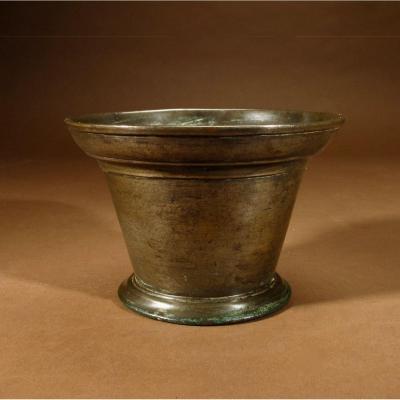 A Nice Plain Bronze Mortar, Continental 17th/18th Century
