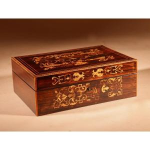 Beautiful Box Inlaid With Rosewood Marquetry.