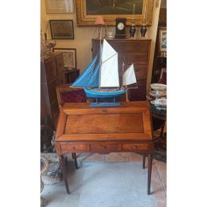 19th Century Louis XVI Cherry Wood Desk 