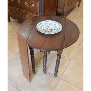 Masterpiece 6-foot Mahogany Table