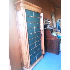 Cardboard Maker / Notary Furniture / Trades Furniture Dimensions 206x102x36