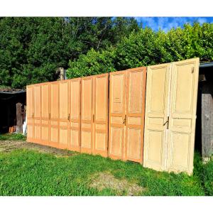 Rare Set Of 6 Pairs Of Haussmann Doors With Chiseled Bronze Locks And Decorative Woodwork