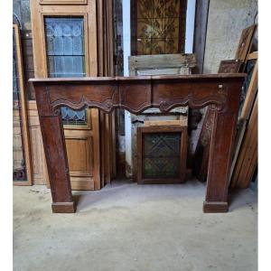 Louis XV Style Oak Mantelpiece With Curved Pediment, 18th Century, Wood Paneling Decoration   