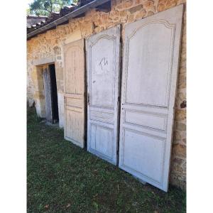 3 Similar Louis XIV & Louis XV Style Oak Doors, 18th Century, Old Bordeaux Style, Woodwork Decoration