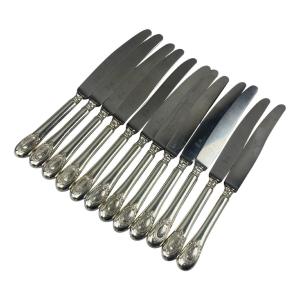12 Medallion Model Cheese Knives
