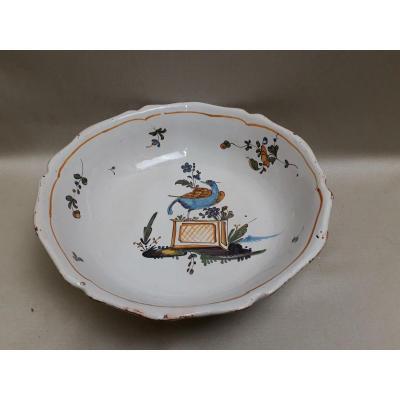 Polychrome Nevers Earthenware Salad Bowl With Bird Decor On A Planter, 18th Century