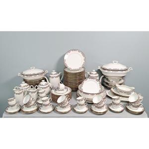 Limoges Porcelain Service: 88 Pieces Maison Salmon.