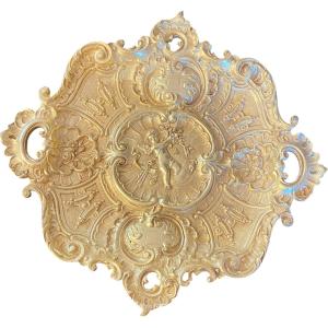 Large Decorative Tray In Gilt Bronze Decorated With Puttos, Louis XV – Napoleon III Style, 19th Century 