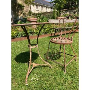 19th Century Garden Pedestal Table And Chair, Arras Foundry
