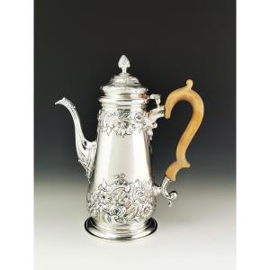 Sterling Silver Coffee Pot – George III – London 1776