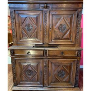 Small Renaissance Burgundian Cabinet