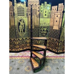 Stepladder - English Library Staircase