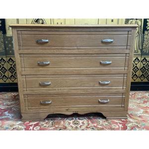 Art Deco Period Chest Of Drawers In Solid Oak 
