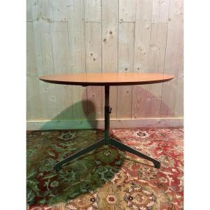 Osvaldo Borsani Round Dining Table