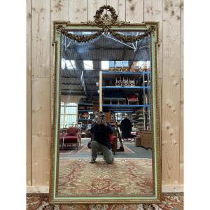 Louis XVI Style Mirror With Gold Leaf And Green Lacquer 