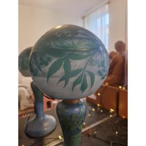 Art Nouveau Pâte De Verre Lamp Signed De Vez Circa 1910