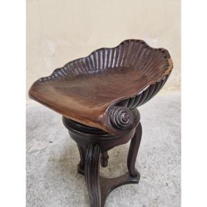 Harpist's Seat Circa 1880, Shell Shape