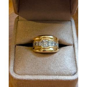 Bandeau Ring In Yellow Gold And Diamonds