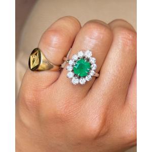 Pompadour Ring In Emerald And Diamond White Gold