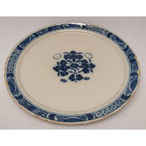 Delft Plate - XVIIIth Century.