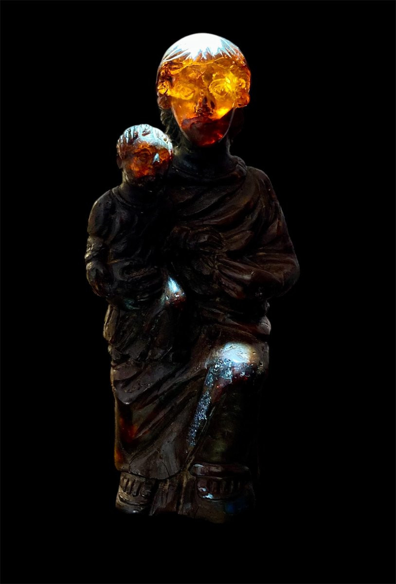 Inizio XV secolo - Ambra nera del baltico - Madonna in trono col Bambino-photo-2