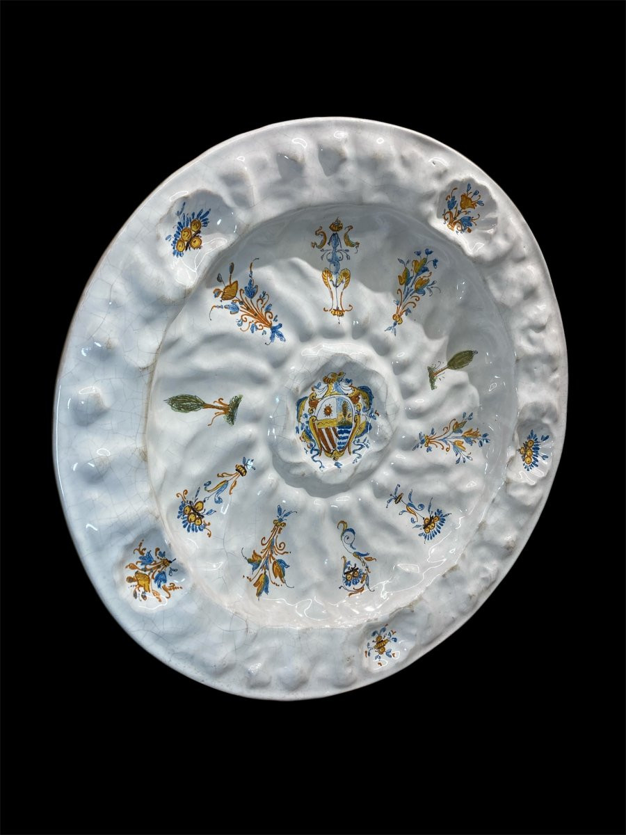 Faenza - II metà del XVI sec. - Piatto da parata in maiolica con stemma e decorazioni -photo-7