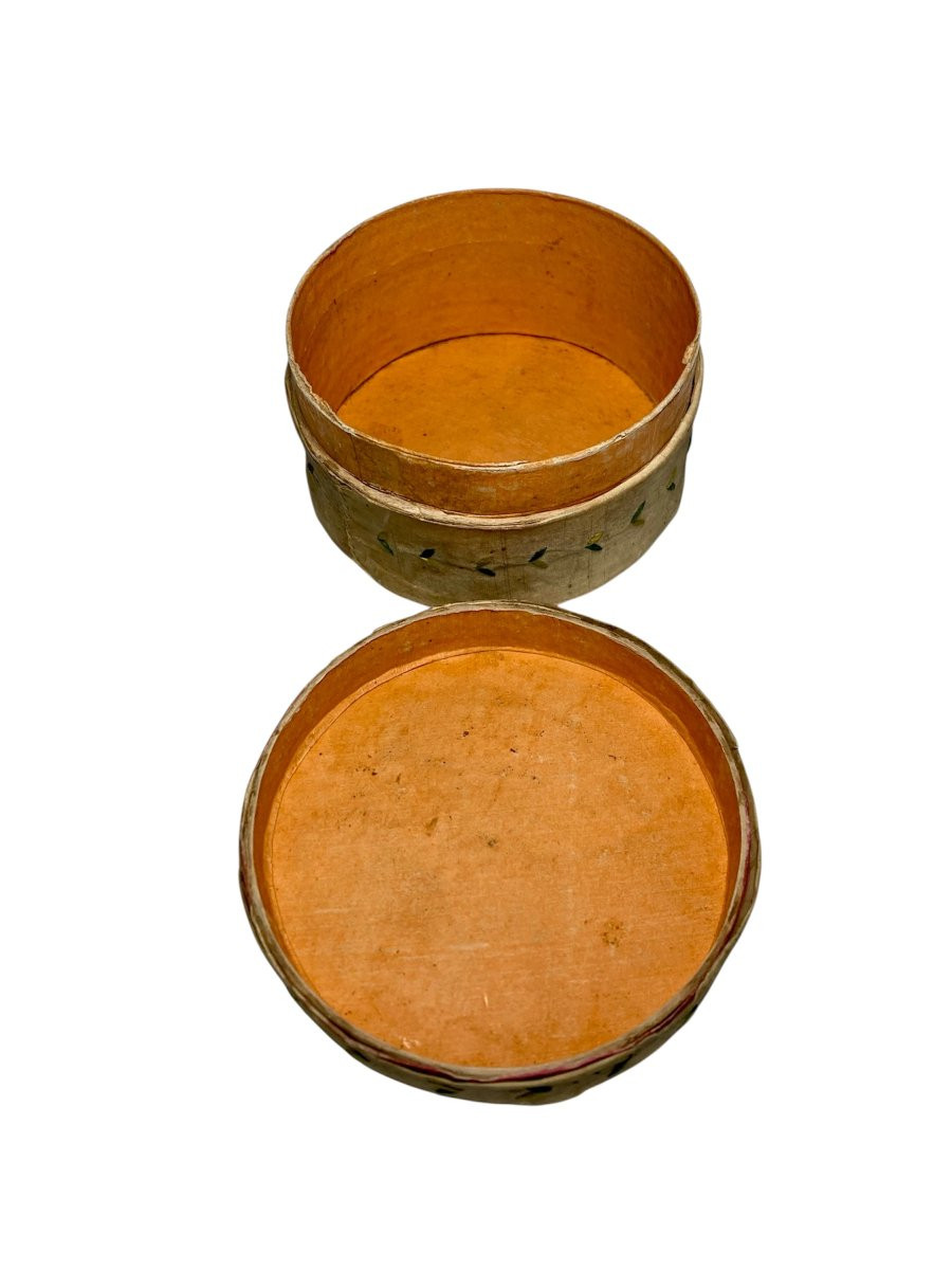 Fine XVIII sec. - Seta ricamata e carta - Scatolina porta ostie-photo-7