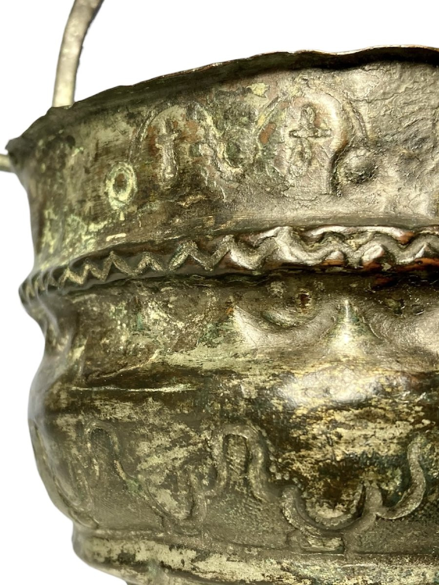 Sicilia Normanna - Metà del XII secolo - Situla in lamina di bronzo a motivi sacri-photo-2