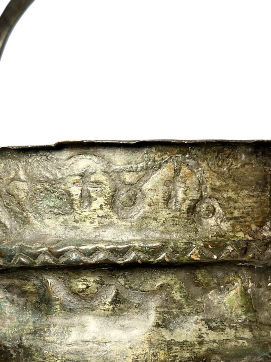 Sicilia Normanna - Metà del XII secolo - Situla in lamina di bronzo a motivi sacri-photo-2