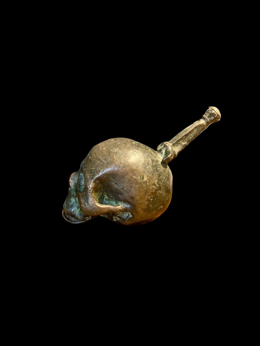 Italia settentrionale - XVII sec. - Teschio Memento Mori in bronzo trafitto da una daga-photo-6
