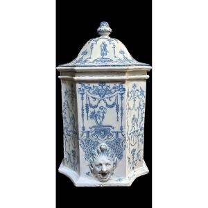 Moustiers 18th Century Earthenware Fountain