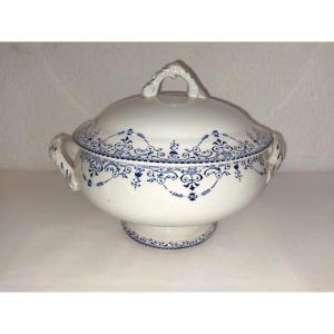 Hb Terre De Fer "balzac" Antique Soup Tureen In Fine White And Blue Earthenware