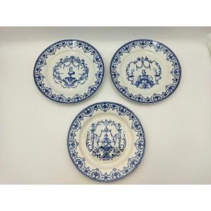 Vieillard Bordeaux 3 Antique Earthenware Plates, Berain Style Decoration, "moustiers" Model 