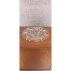 Lalique Cup Decorated With Art Deco Carnations 