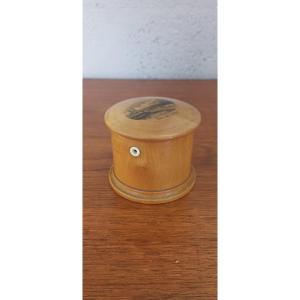 Souvenir String Box From Niort Kitchen 