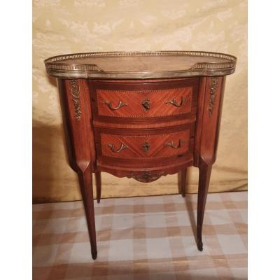 Small Royon Dresser In Transition Style.