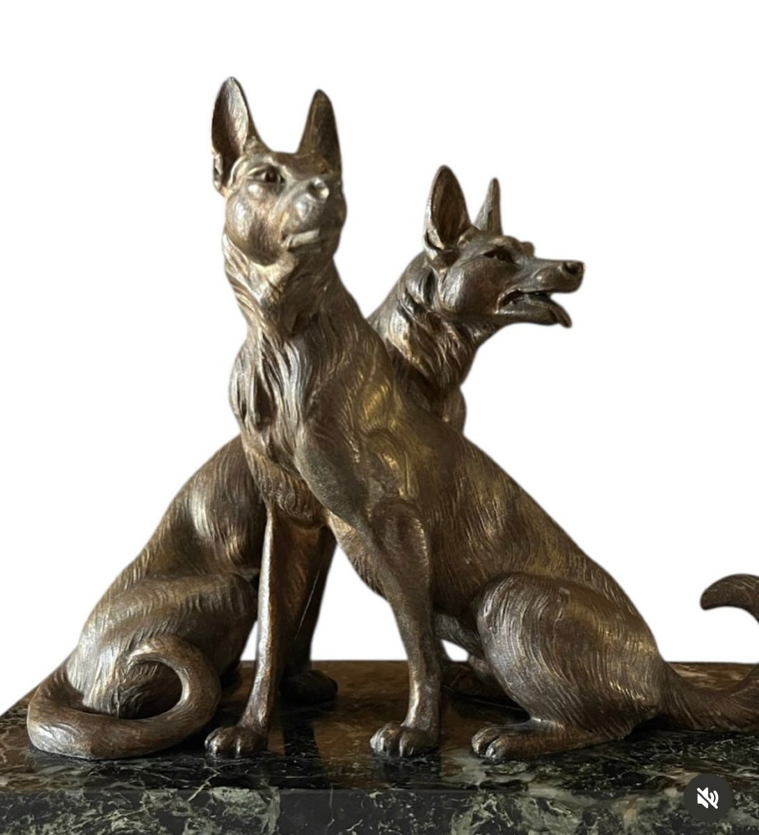 Scultura in bronzo  "Due pastori tedeschi"-photo-1