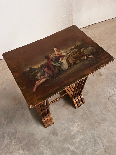 Set di quattro tavolini impilabili Art Nouveau, inizio XX secolo.-photo-8