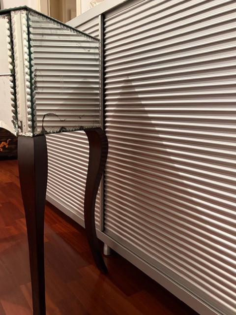 Piccola cassettiera con vetro a  specchio-photo-7