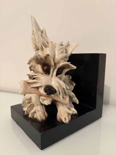 Scultura in ceramica, Scottish Terrier, fermalibro, Guido Cacciapuoti