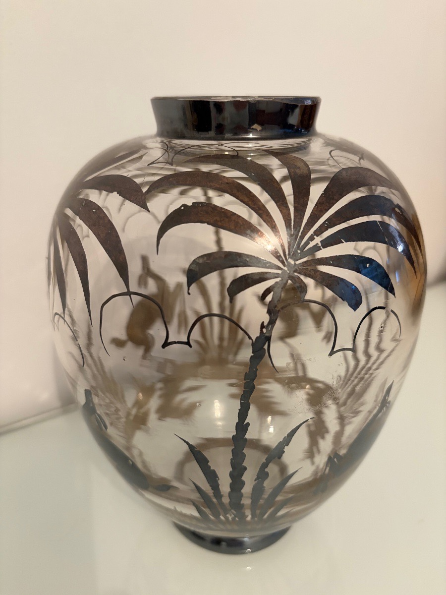 Vaso Art Déco in vetro con decoro in argento 