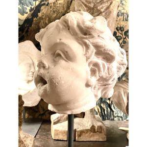 17th-century Cherub Head In Carrara Marble