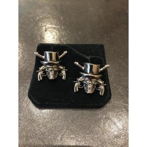 Pair Of Gold Skull Cufflinks