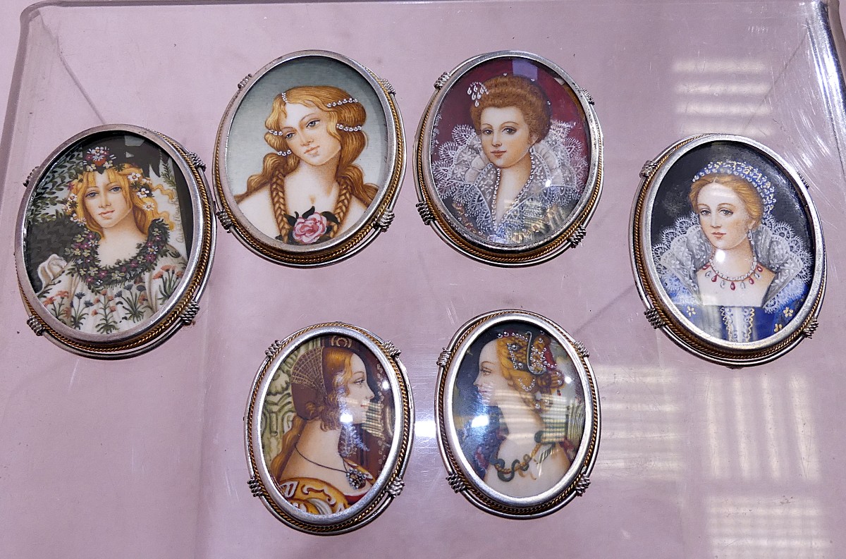 ANNA MANFRIANI META' DEL XX SECOLO