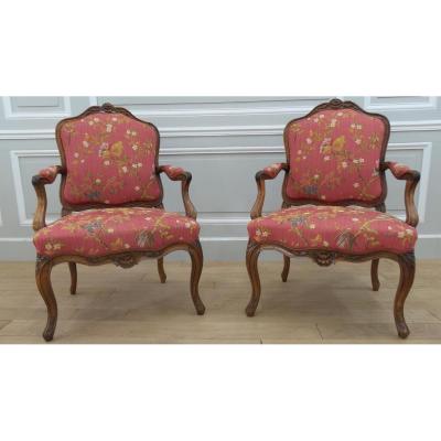 Pair Of Chairs Folder Flat