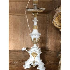 Pair Of XVIII Eme Lamp Feet