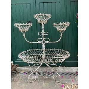 Wire Plant Holder