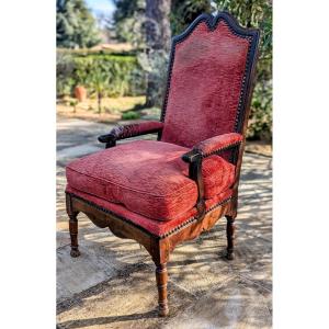 Wooden Throne Chair With Heart-shaped Back 